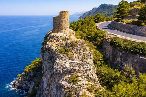 Torre des Verger Mallorca Aussichtspunkt Banyalbufar Wachturm Tramuntana Küste Panorama Meer
