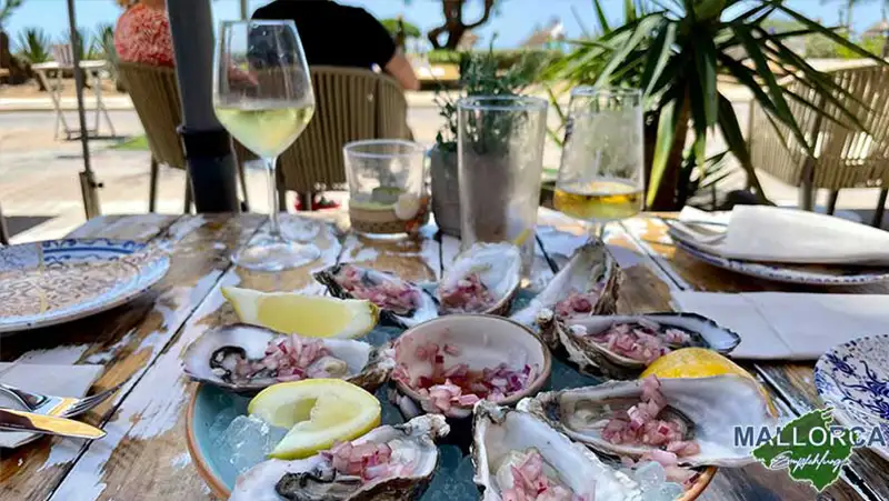 Die leckersten frischen Austern im Al Faro Beach an der Playa de Palma