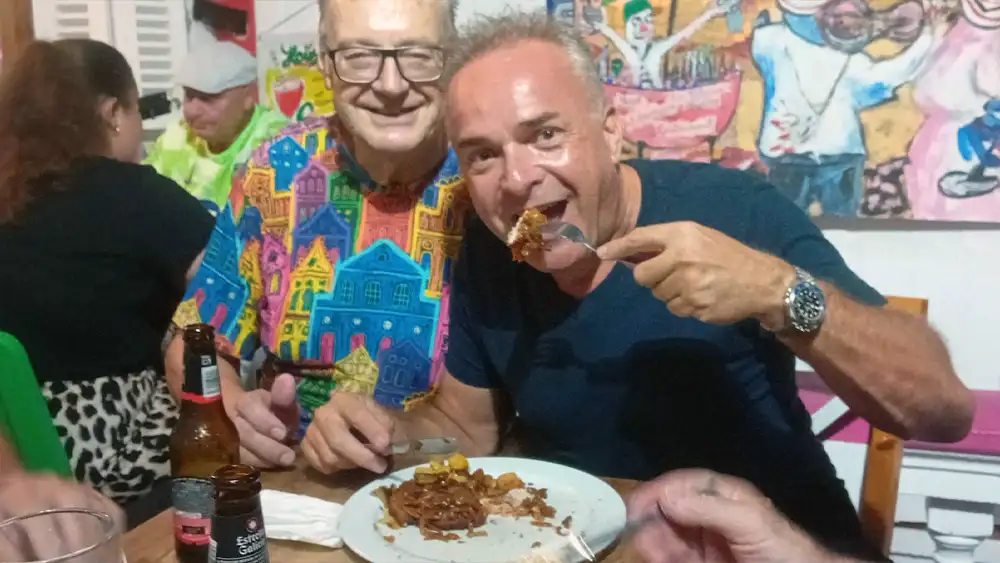 Tim Toupet in der Bar Wahnsinn