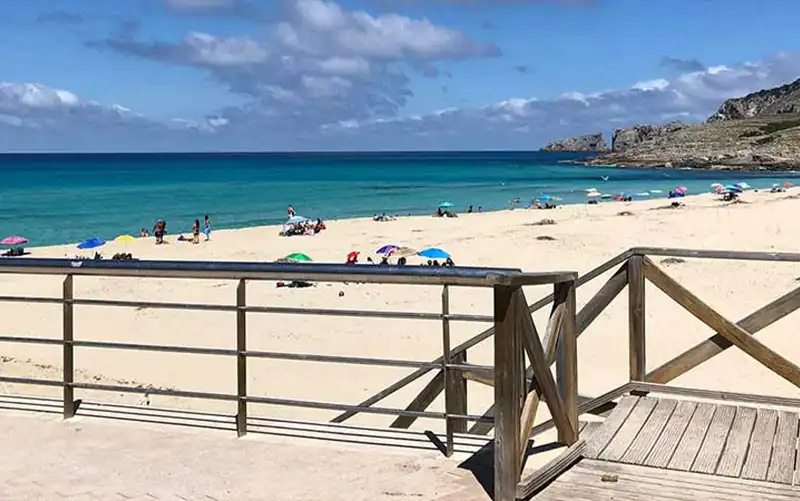 Cala Mesquida – Naturstrand mit Dünenlandschaft im Nordosten Mallorcas